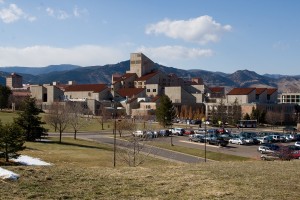 Engineering campus - warm day, clean air, extreme wind.